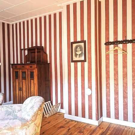 Bed and Breakfast Am Lindenplatz Crinitz Zewnętrze zdjęcie