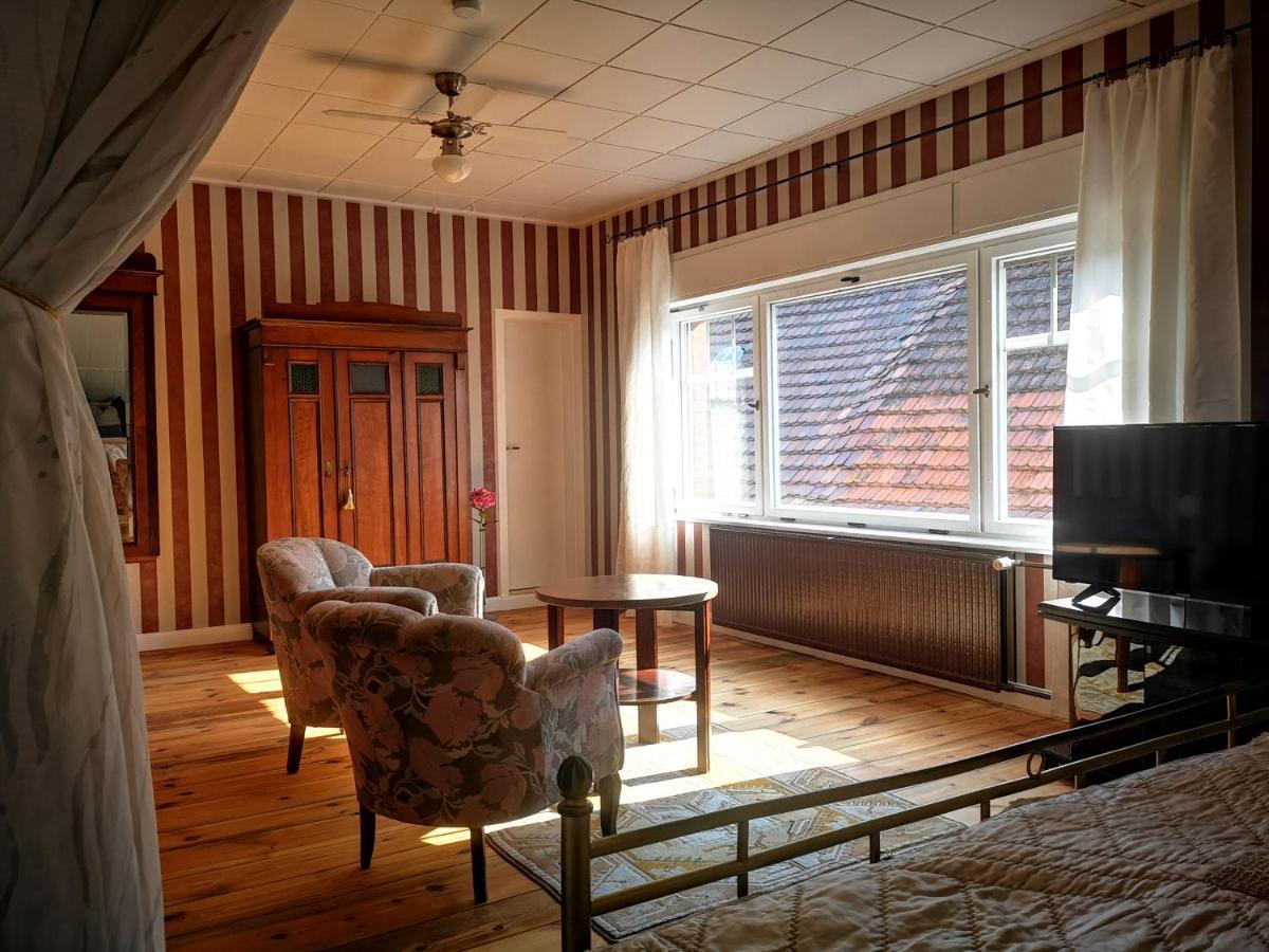 Bed and Breakfast Am Lindenplatz Crinitz Zewnętrze zdjęcie