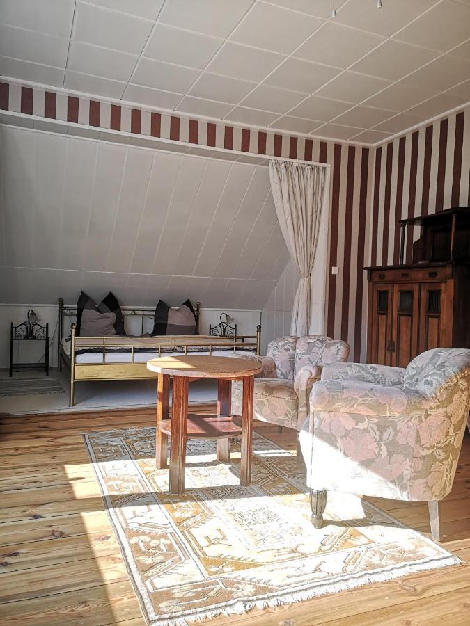 Bed and Breakfast Am Lindenplatz Crinitz Zewnętrze zdjęcie