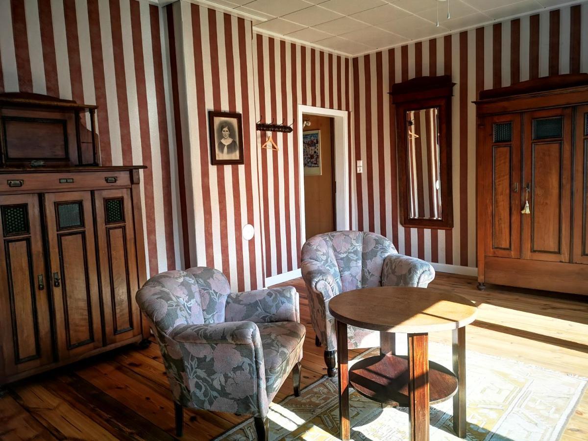 Bed and Breakfast Am Lindenplatz Crinitz Pokój zdjęcie
